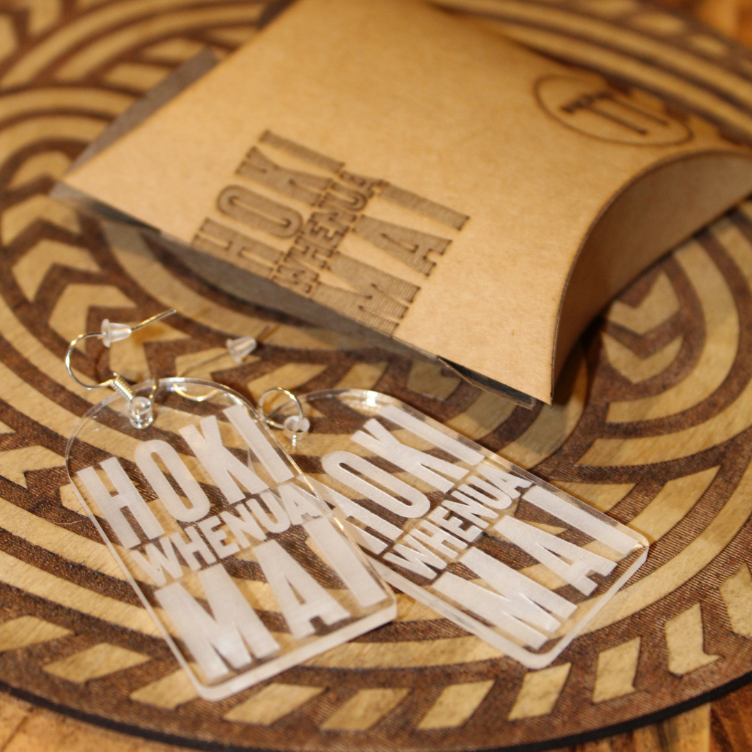 Hoki Whenua Mai Earring Set