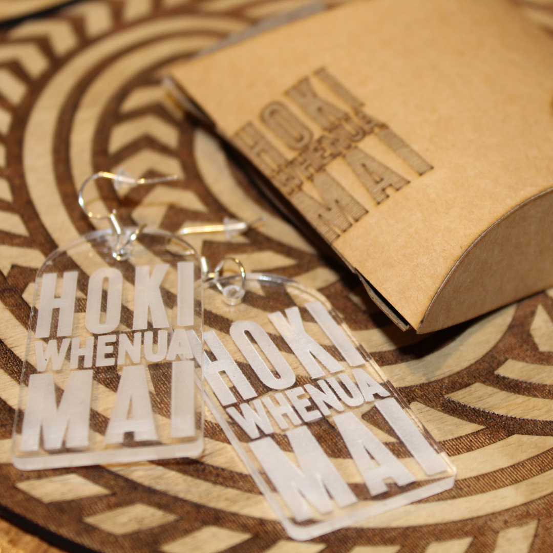 Hoki Whenua Mai Earring Set